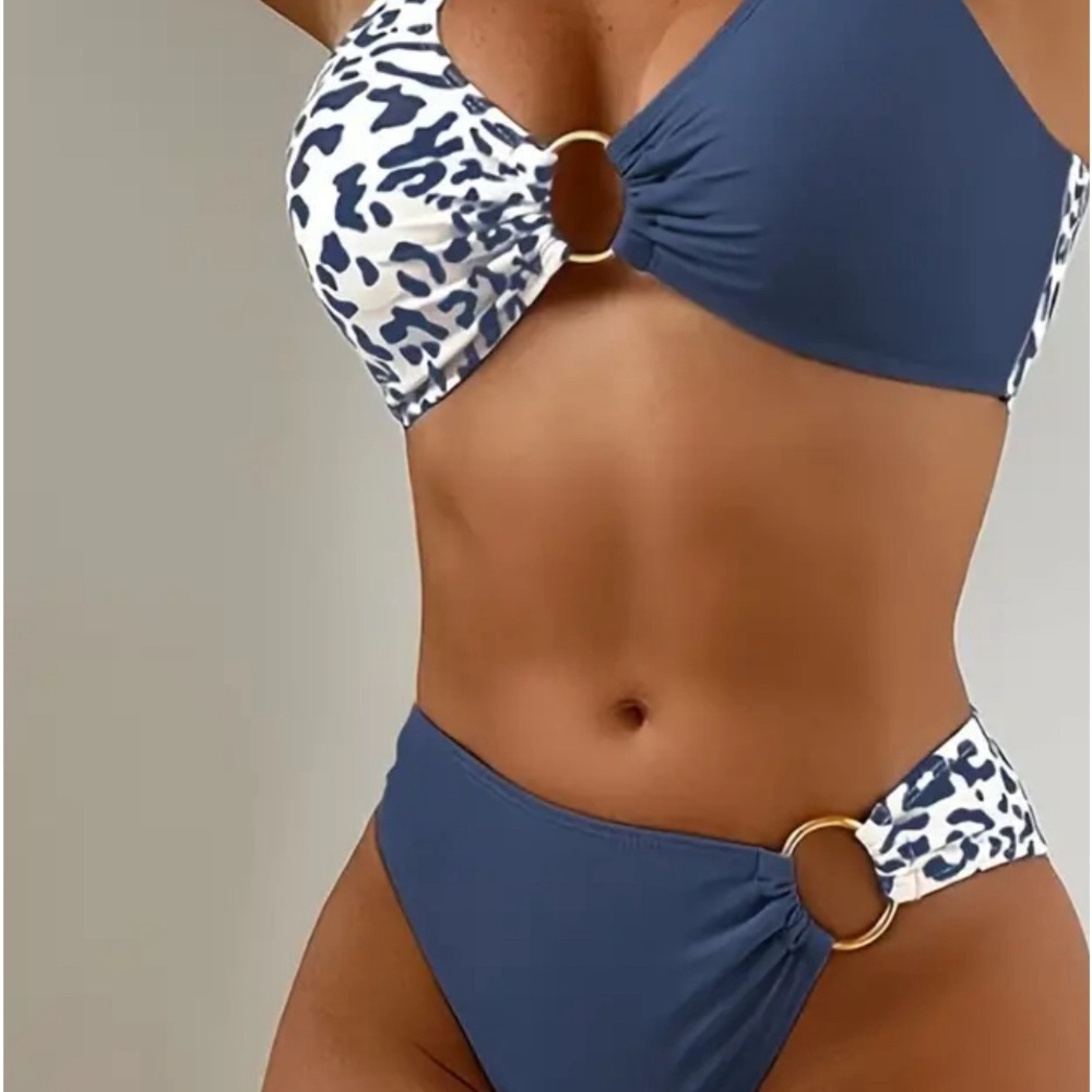 Swimsuit bikini